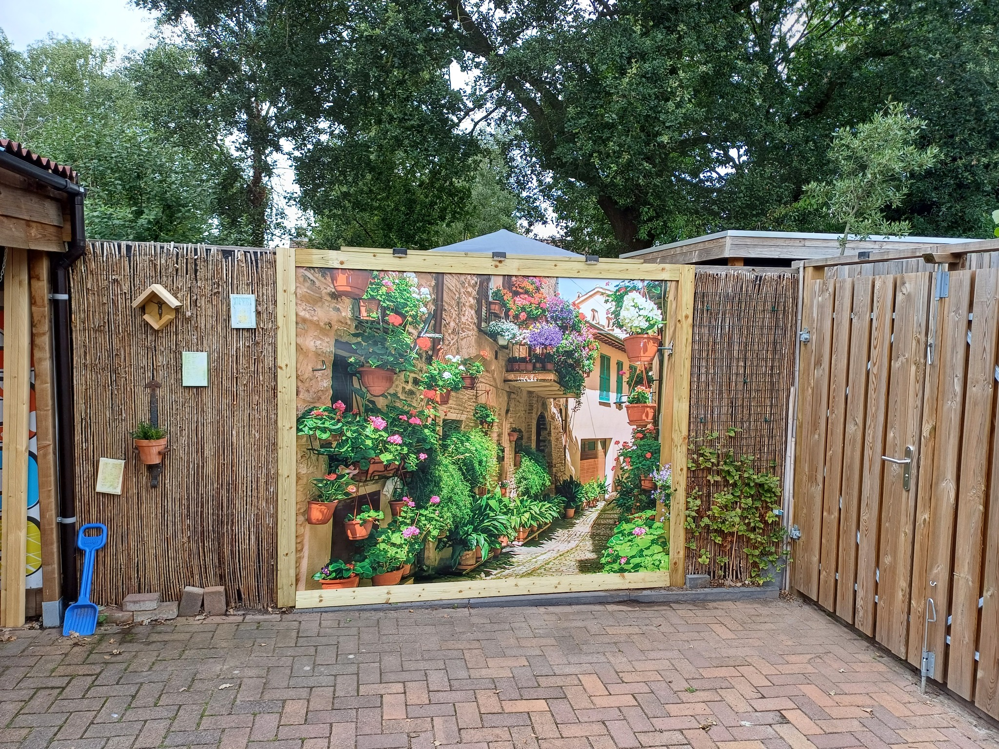 Transformeer Muren met een Tuinposter